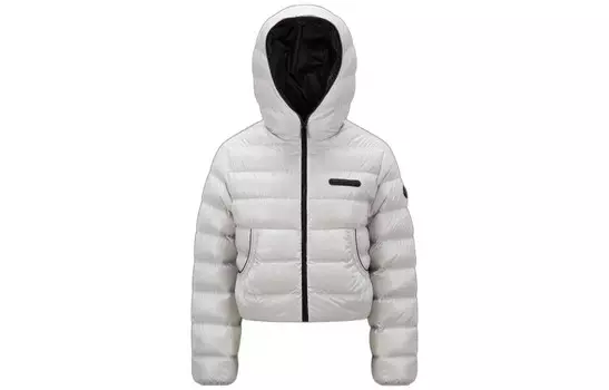 Пуховик женский белый Moncler