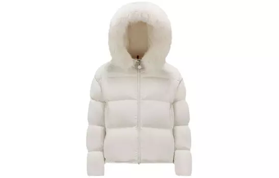 Пуховик женский белый Moncler
