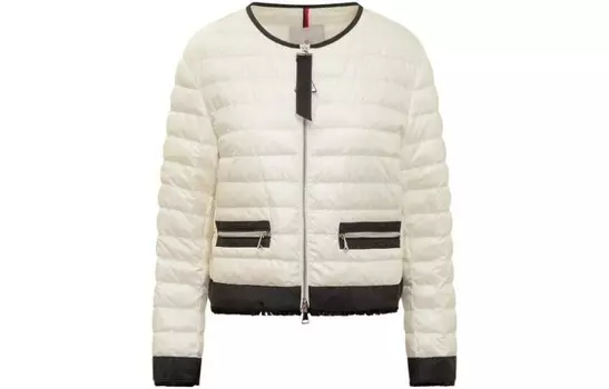 Пуховик женский белый Moncler