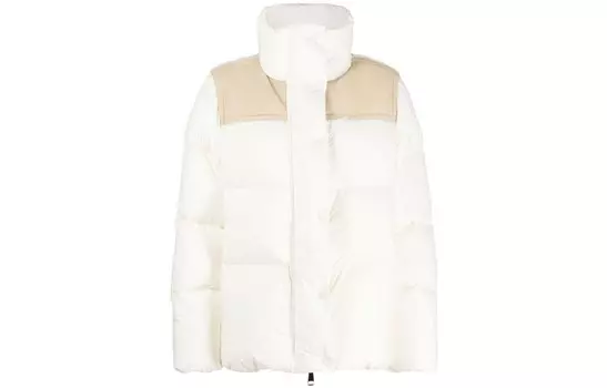 Пуховик женский белый Moncler