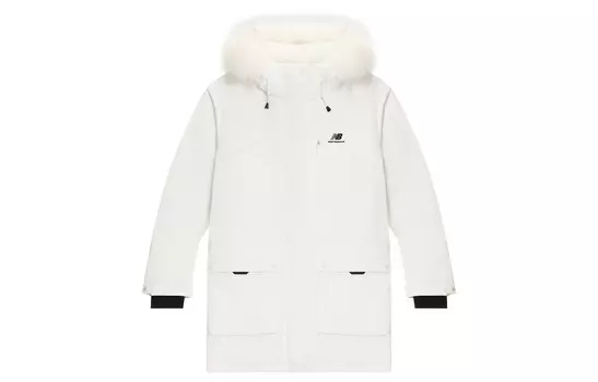 Пуховик женский белый New Balance