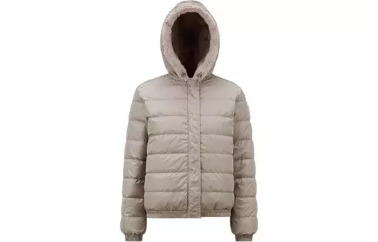 Пуховик женский бежевый Moncler
