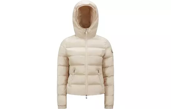 Пуховик женский бежевый Moncler