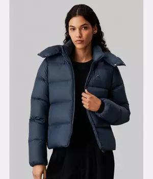Пуховик женский Calvin Klein Jeans короткий, синий