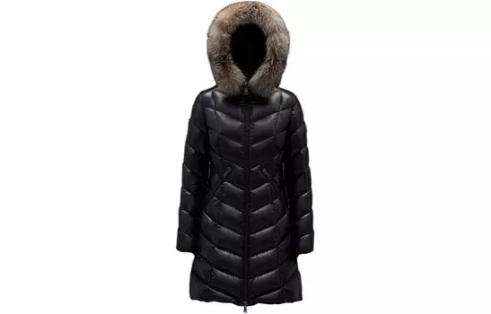 Пуховик женский черный Moncler