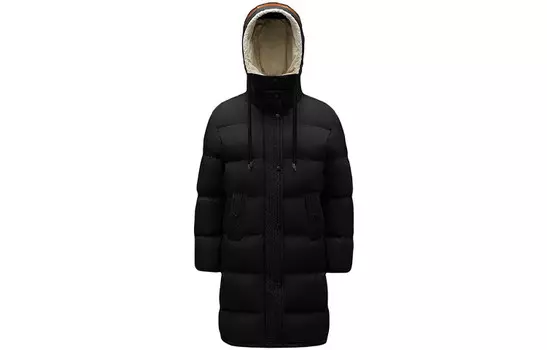Пуховик женский черный Moncler