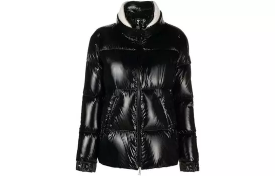Пуховик женский черный Moncler