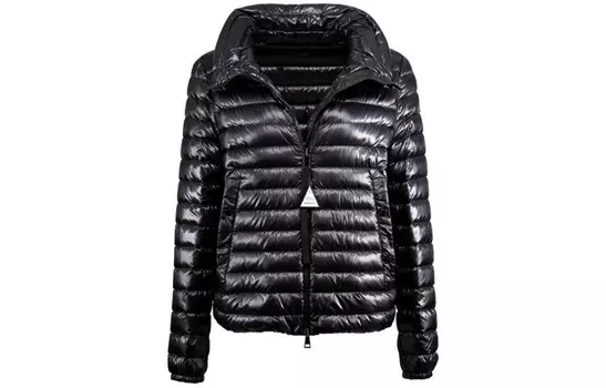 Пуховик женский черный Moncler