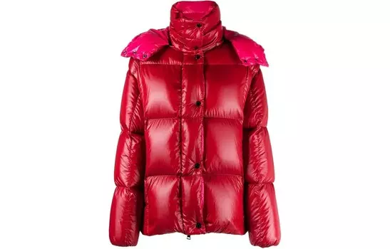 Пуховик женский Flame Red Moncler, цвет Flame Red
