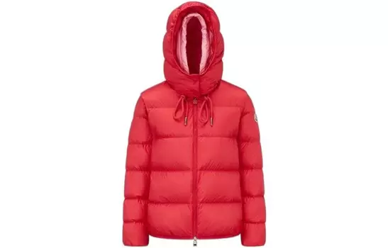 Пуховик женский красный Moncler