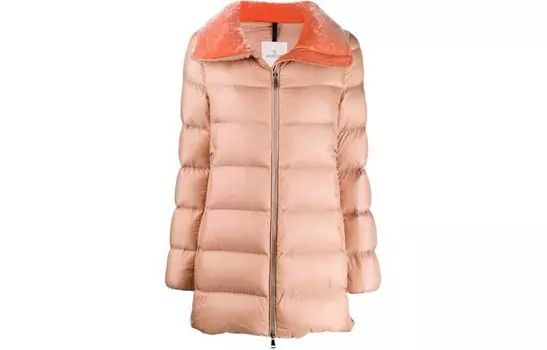 Пуховик женский розовый Moncler, розовый