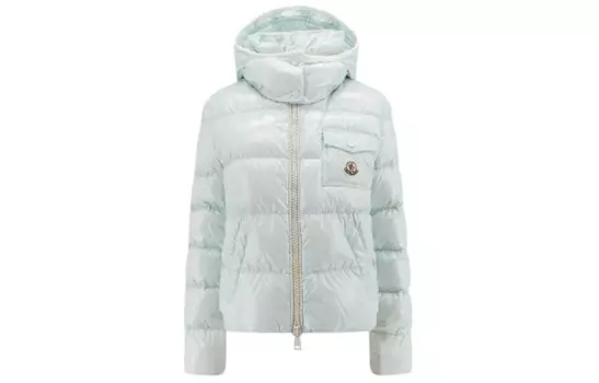 Пуховик женский светло-голубой Moncler