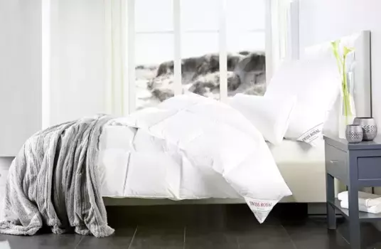 Пуховое одеяло Haeussling "Swiss Royal 155х220 см, белый