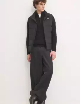 Пуховый жилет Abercrombie & Fitch, черный