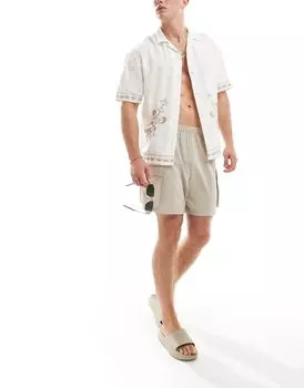 Pull&Bear – рубашка цвета экрю с кубинским воротником и вышитым узором