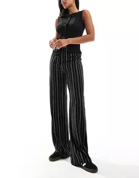 Pull&Bear – Широкие брюки в полоску черного цвета