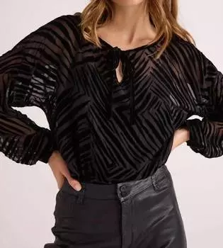 Пуловер с заниженными плечами черного цвета Bella Dahl