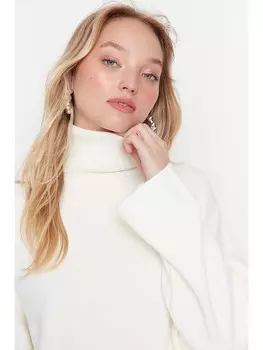 Пуловер trendyol Rollkragen, кремовый