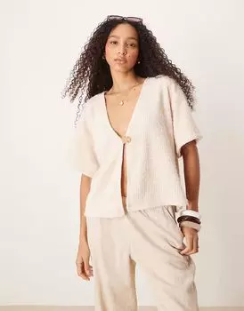 Пушистый кардиган из шенилла с короткими рукавами и золотистой пуговицей кремового цвета от ASOS DESIGN