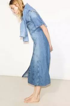 Расклешенное джинсовое платье, мягкое как перо H&M, голубой