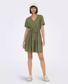 Расклешенное платье с короткими рукавами и эластичной талией jdy, зеленый