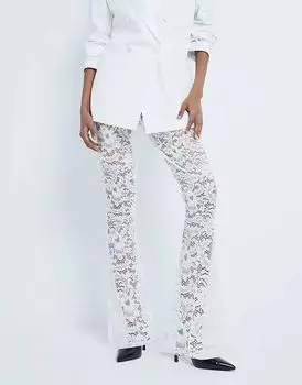 Расклешенные брюки из кружева кремового цвета River Island