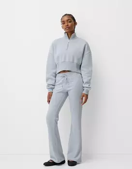 Расклешенные брюки из плюша Bershka, голубой