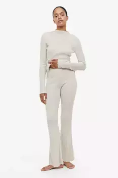 Расклешенные брюки рельефной вязки H&M, бежевый