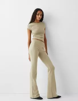 Расклешенные брюки с поясом в рубчик Bershka, хаки