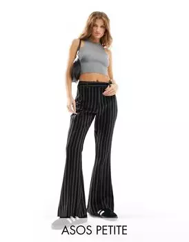 Расклешенные брюки в тонкую полоску ASOS Petite