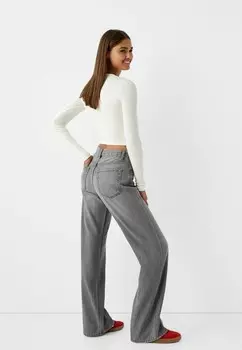 Расклешенные джинсы Bershka, цвет Mottled Dark Grey