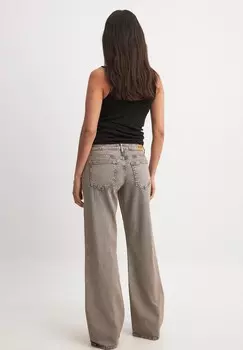 Расклешенные джинсы NA-KD, синий