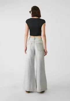 Расклешенные джинсы WIDE Stradivarius, серый деним