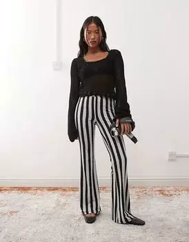 Расклешенные леггинсы черного цвета с белой полосой Noisy May