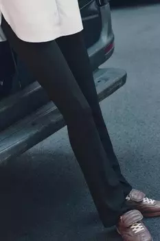 Расклешенные леггинсы со средней талией ZARA, черный