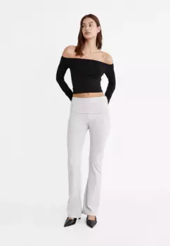 Расклешенные леггинсы Stradivarius, серый