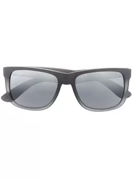 Ray-Ban солнцезащитные очки в квадратной оправе, серый