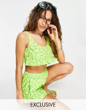 Разноцветные пляжные шорты с рюшами и рюшами в шахматную клетку COLLUSION