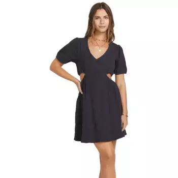 Разве она не милое женское платье Billabong, чёрный