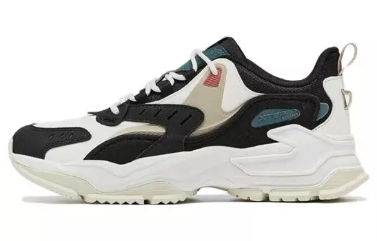 Red Rock 2.0 Кроссовки Lifestyle для мужчин с низким верхом, черного/белого цвета Xtep