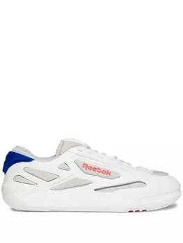 Кроссовки Reebok Club C With Logo Patch, белый/серый/синий