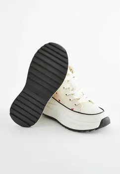 REGULAR FIT Extra Chunky Next, Высокие кроссовки нейтральный цвет с вышивкой в виде сердца