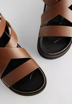 REGULAR FIT Ultra Chunky Next, Сандалии на платформе коричнево-коричневый