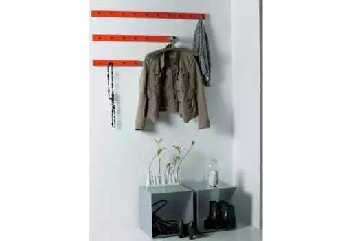 Рейка с крюком Jan Kurtz, "прямая", трех вариантов ширины и цвета, монтируется горизонтально или вертикально Jankurtz 70х5 см, цвет silber