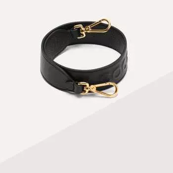 Ремень Coccinelle Myrtha Maxi Logo, цвет Noir