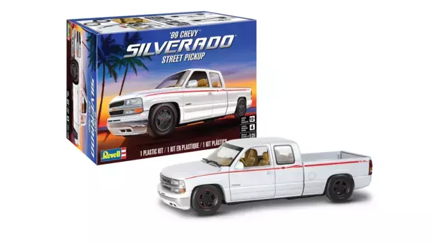 Revell 1999 Chevy Silverado Custom Пикап
