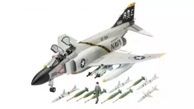 Revell F-4J Phantom II
