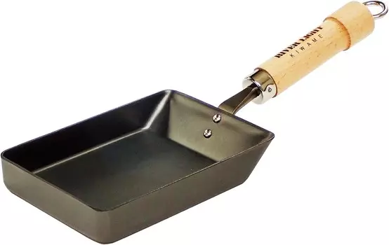 Riverlight Kyoku Japan J1611 Железная сковорода для яиц, очень маленькая, нитрид железа, совместима с IH, устойчива к ржавчине, сделано в Японии River Light, Black (Black 19-3911Tcx)