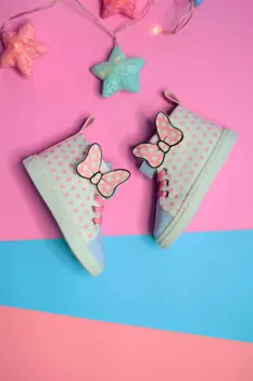 Розовая эластичная спортивная обувь для девочек с узором в горошек и лентой на липучке-S-1005 First Step