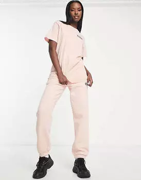 Розовая футболка с принтом на спине ellesse Taya